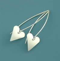Picture of Aluminium Small Slim Heart Earrings (Medium Earwires) JE17-A