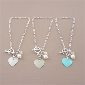 Picture of Bridesmaid Round Heart & Pearl Toggle Bracelet