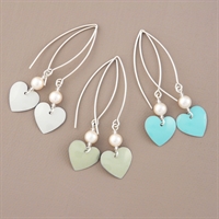 Picture of Bridesmaid Round Heart & Pearl Earrings (Medium Earwire)