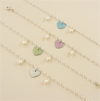 Picture of Bridesmaid Heart & Pearls Bracelet