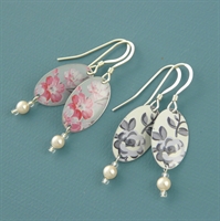 Picture of Oval & Pearl Earrings