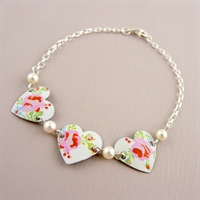 Picture of Spring Heart & Pearls Bracelet
