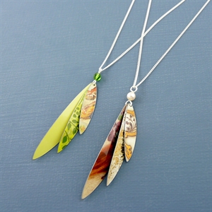 Picture of Skinny Leaves Necklace