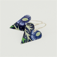 Picture of Midnight Floral Medium Heart Earrings JE12-MF