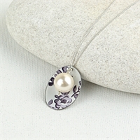 Picture of Grey Chambray Oval & Pearl Necklace