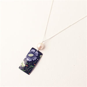 Picture of Midnight Floral Rectangle & Pearl Necklace