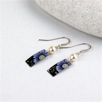 Picture of Midnight Floral Rectangle & Pearl Earrings JE48