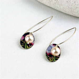 Picture of Liberty Print Oval & Pearl Earrings JE47