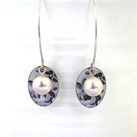 Picture of Grey Chambray Oval & Pearl Earrings JE-47-GF
