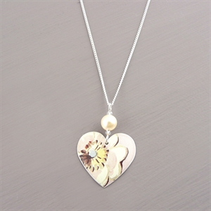 Picture of Emily Jane Floral Small Round Heart Necklace 